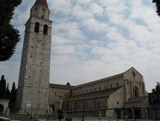 Italien Venetien Aquileia Basilica S. Maria 032.JPG